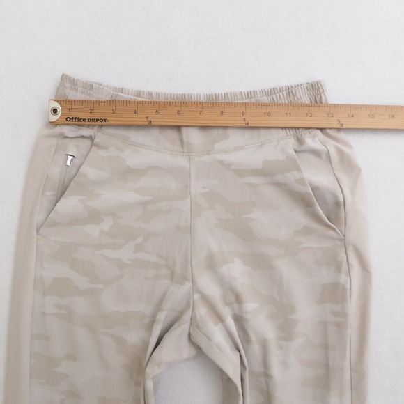 Athleta Brooklyn Camo Jogger Pants Womens Size 0 Beige Athletic Comfort - Picture 5 of 10